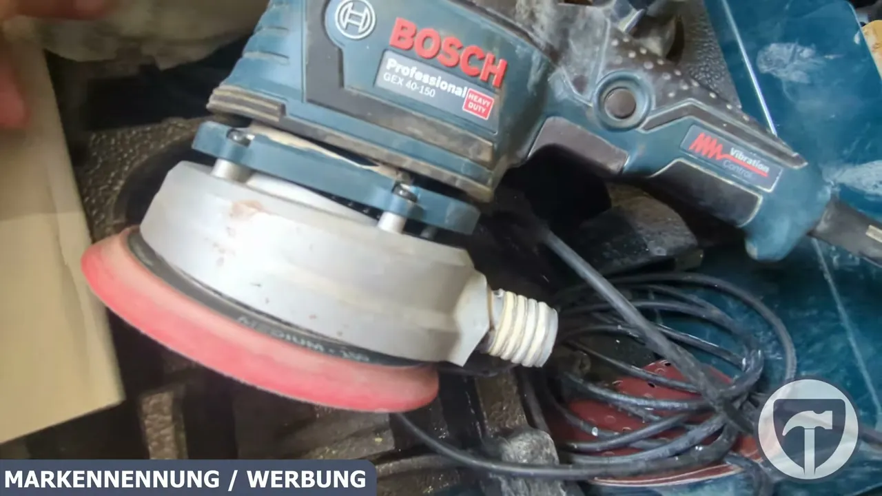In meinem Test hat mich das robuste Profigehäuse des GEX 40-150 auf ganzer Linie überzeugt.