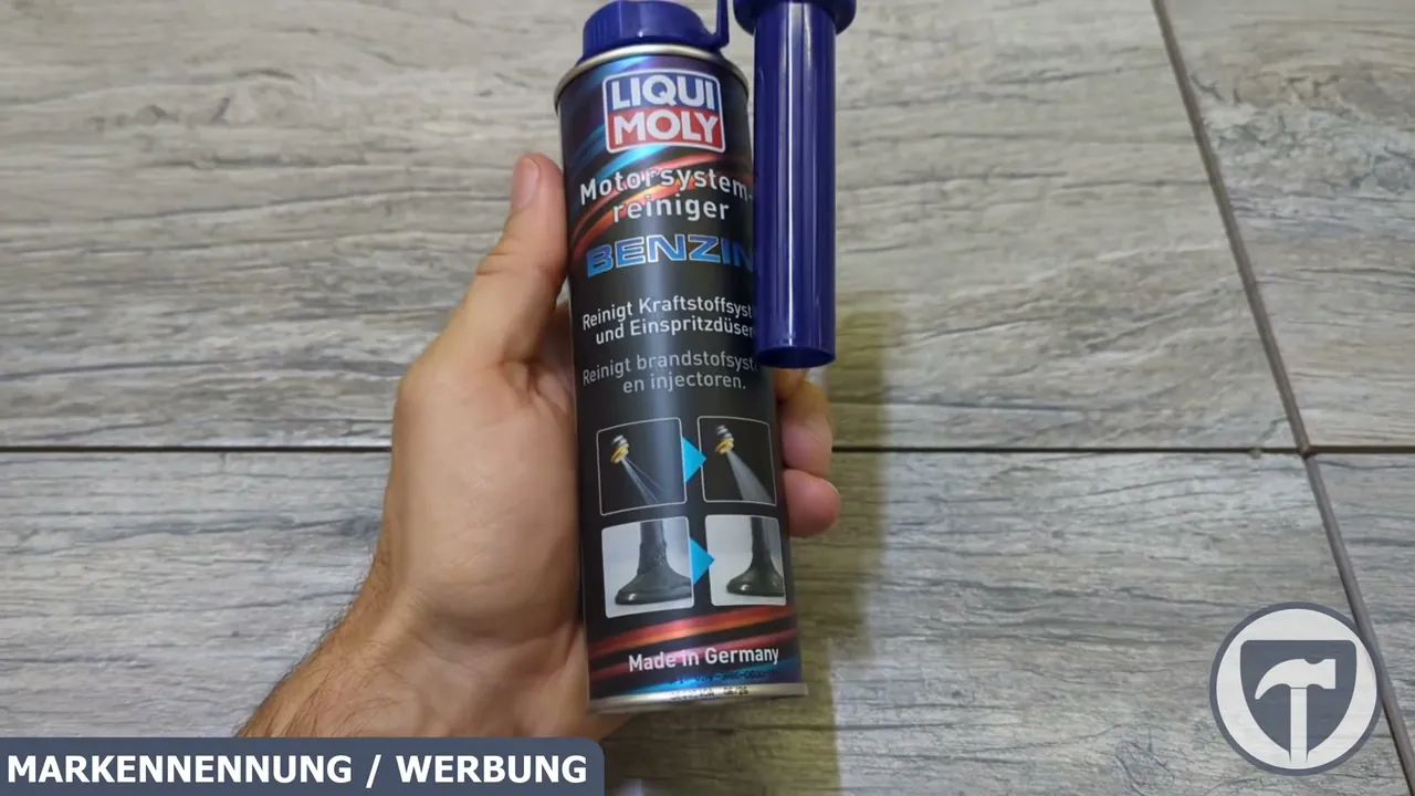 Der LIQUI MOLY Motorsystemreiniger Benzin reinigt das gesamte Kraftstoffsystem und hält die Einspritzdüsen sauber.