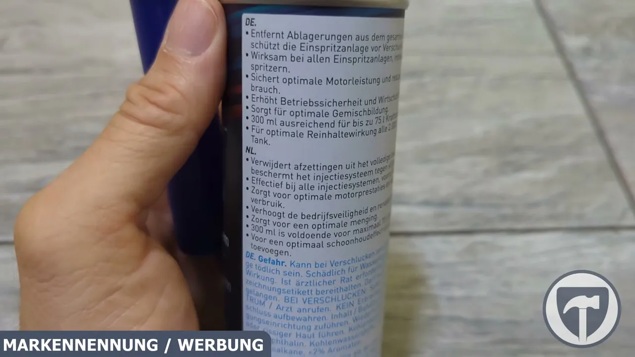 Die Dosenrückseite beschreibt die Wirkung zur Entfernung von Ablagerungen und zur Optimierung der Gemischbildung.