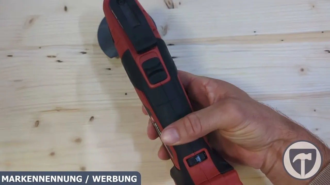 Der gummierte Softgrip sorgt für einen sicheren Halt und ein komfortables Handling bei längeren Arbeiten.