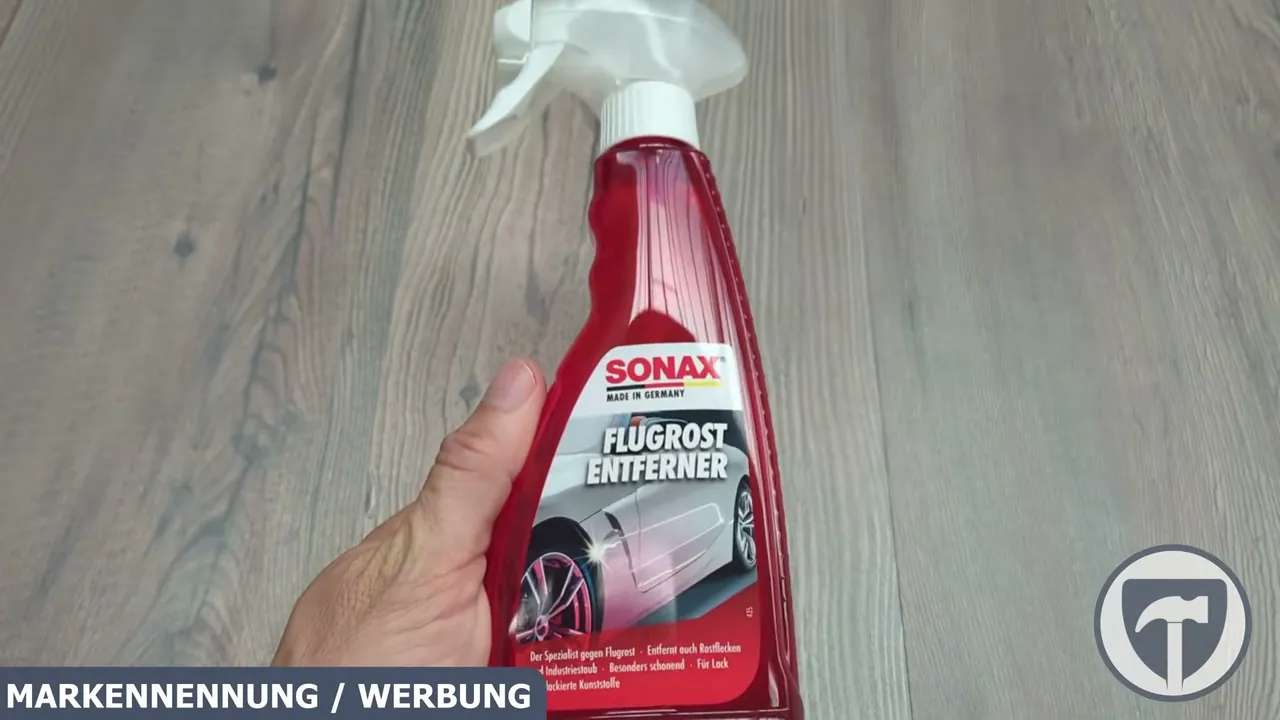 Der SONAX FlugrostEntferner eignet sich für die materialschonende Reinigung von Lacken und lackierten Kunststoffteilen.