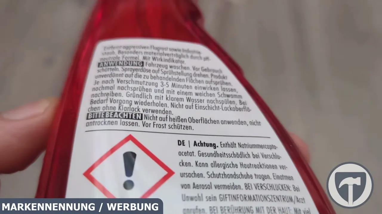 Die pH-neutrale Wirkformel sorgt für eine hohe Materialverträglichkeit und löst selbst festsitzenden Industriestaub gründlich.
